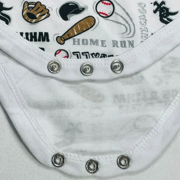 MLB Chicago White Sox Logo Team Athletics Baby 0 To 3 Months  One Piece Baseball - Picture 8 of 8